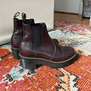 Dr Marten ROMETTY WYOMING LEATHER PLATFORM CHELSEA BOOTS in Deep Purple